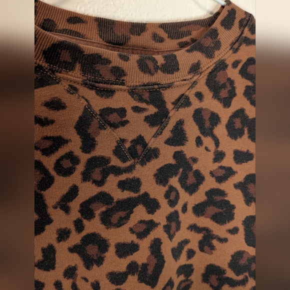 Abercrombie & Fitch Animal Print Top in Brown and Black - Picture 6 of 6